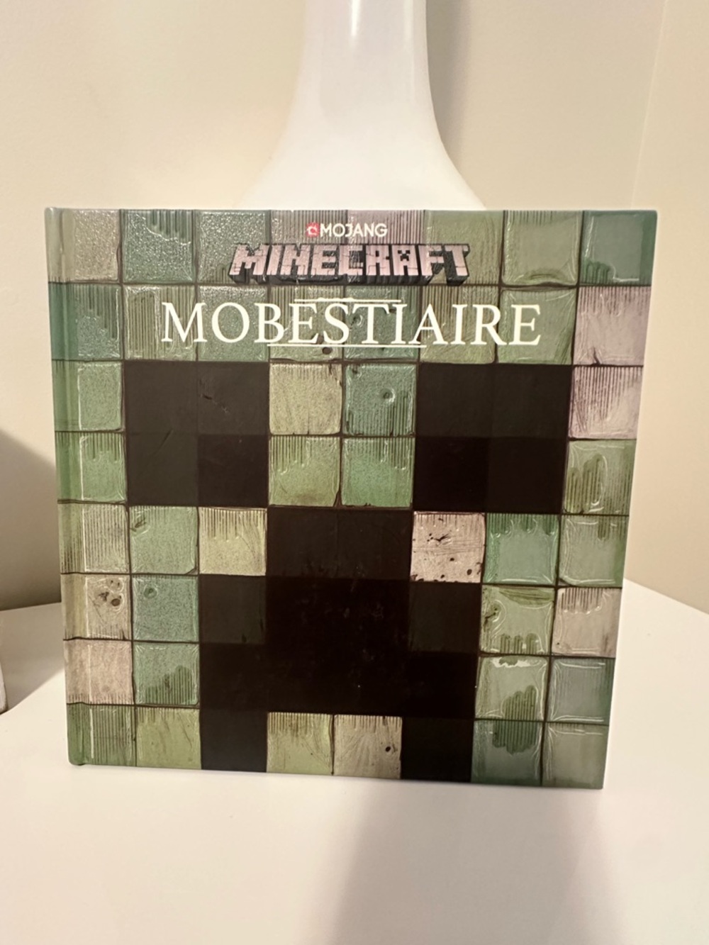 Minecraft Mobestaire Creeper Wall Art Hardcover Book  - Green Black- French